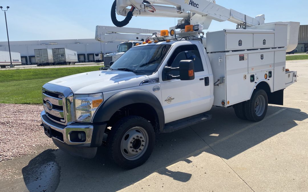 2014 Ford F550 42′ Bucket Truck (MRP1547)