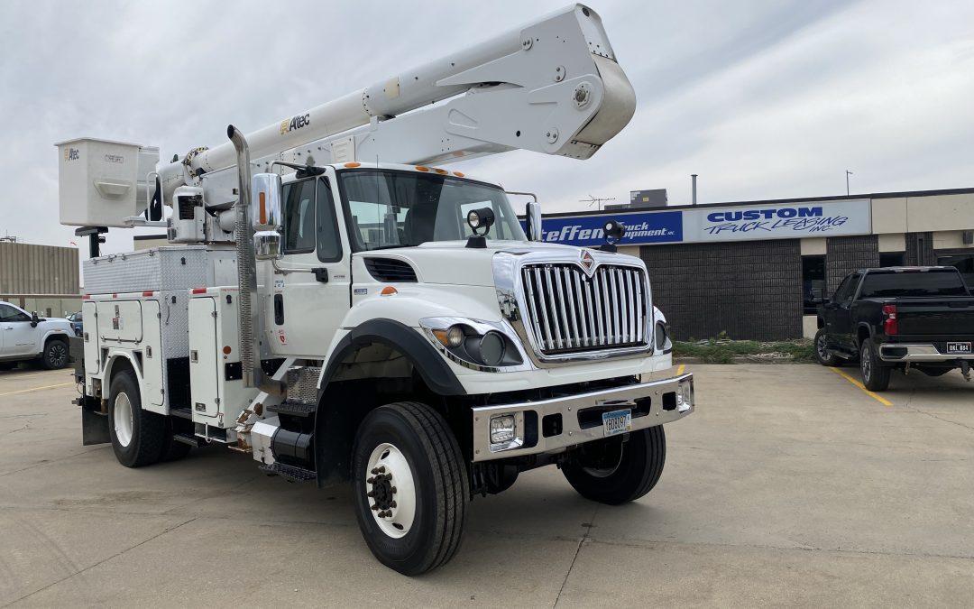 2012 IHC 7400 Severe Duty 4×4 Bucket Truck (MPFP1434)