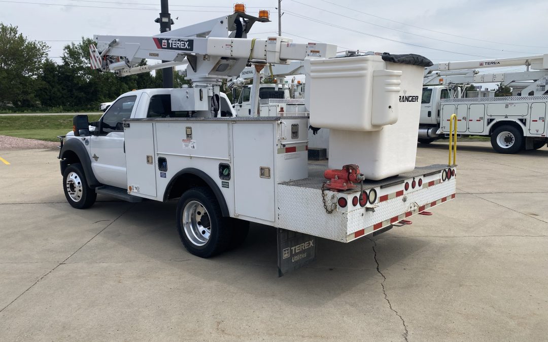 2016 Ford F550 with TEREX 45′ Aerial (MRP1585)